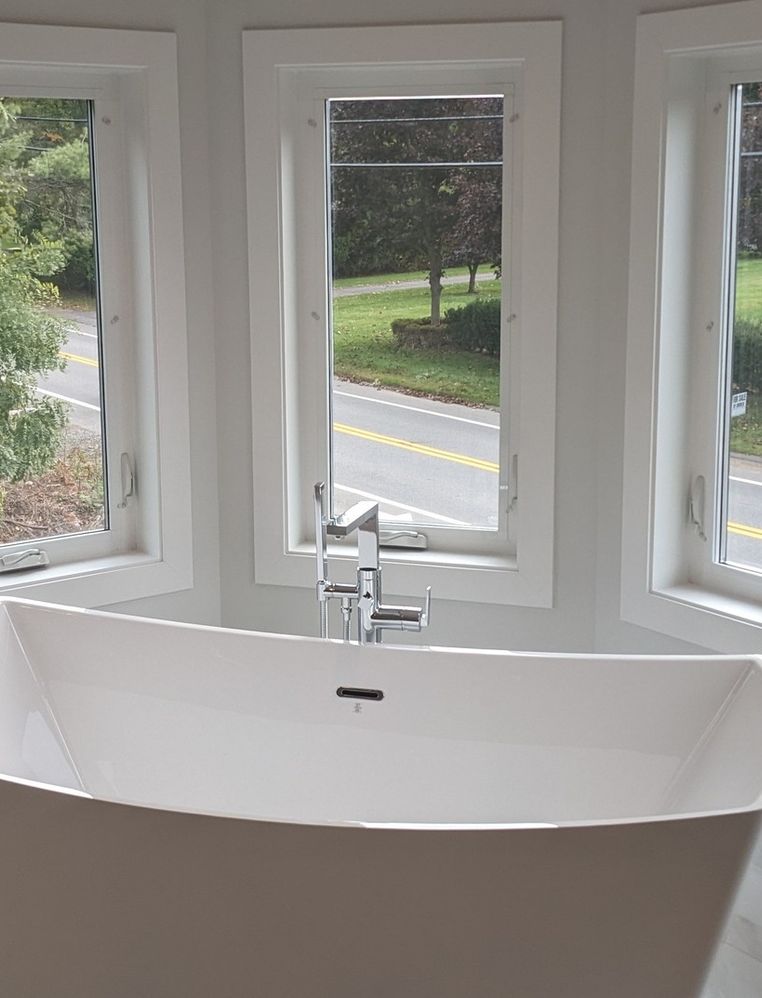 Detailed residential glass cleaning result