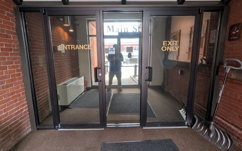 Dual Reflective vs. Ceramic Window Film: What’s the Difference and Which Should You Choose?